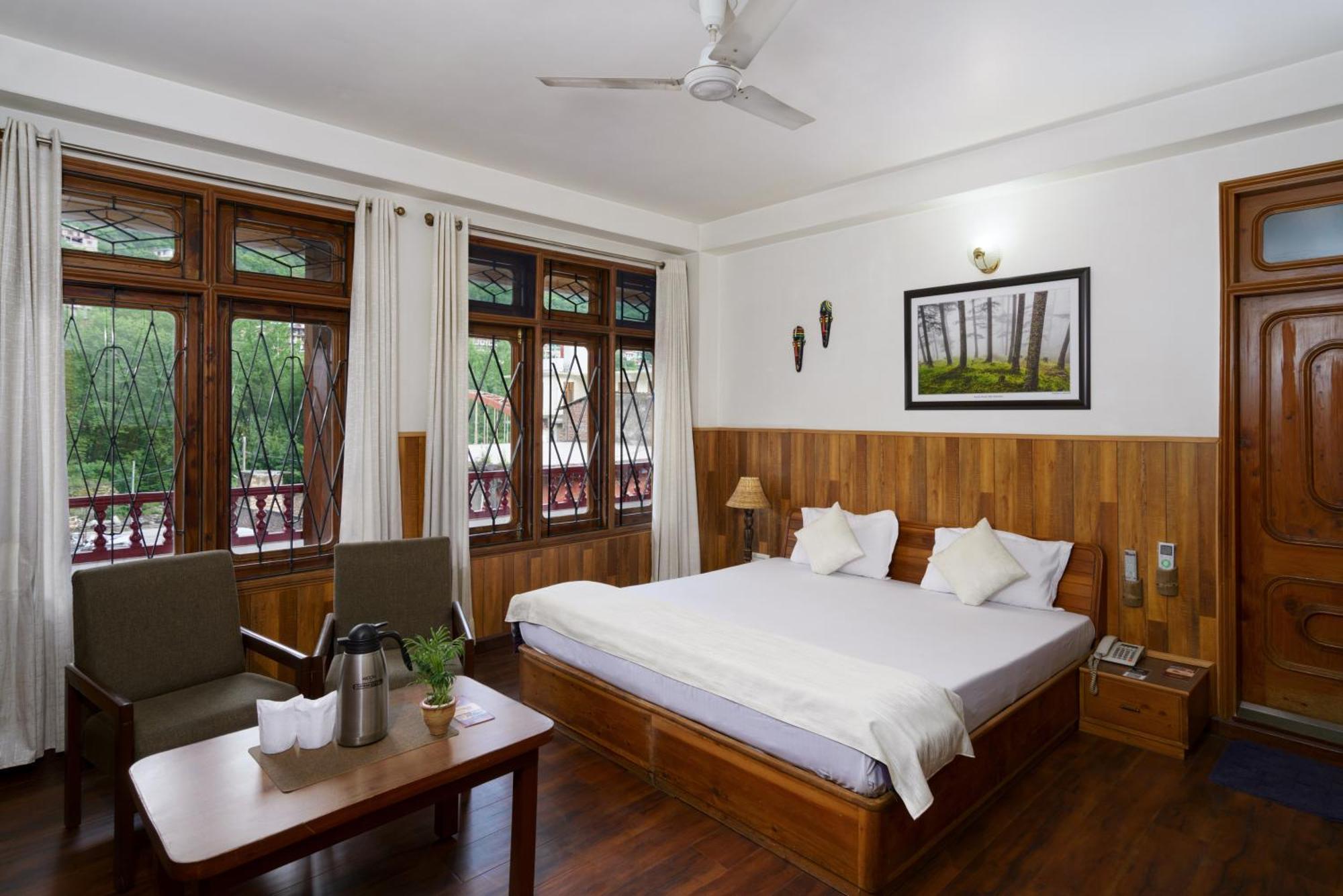 Hotel Kullu Valley Экстерьер фото