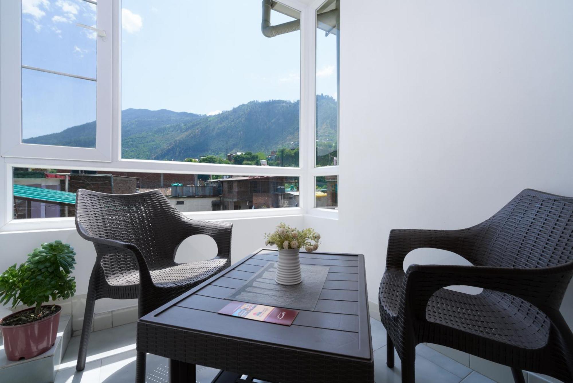 Hotel Kullu Valley Экстерьер фото