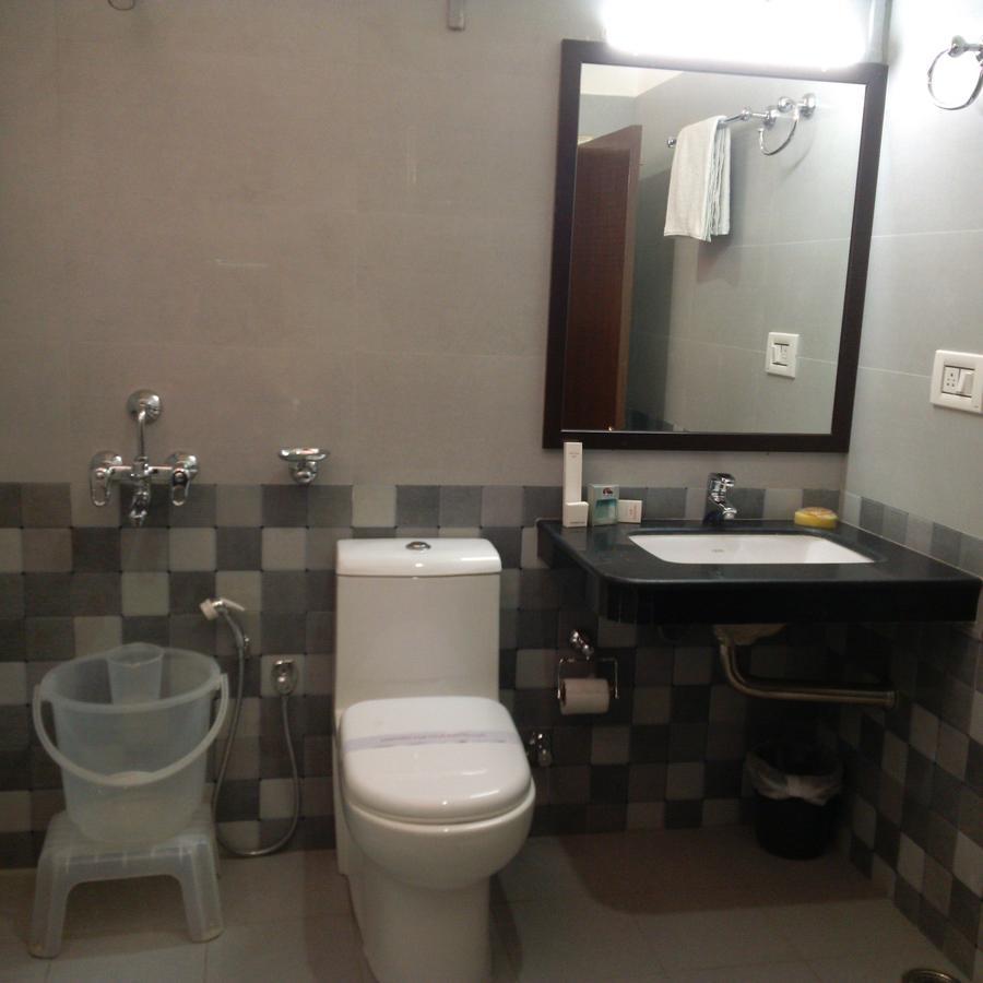 Hotel Kullu Valley Экстерьер фото